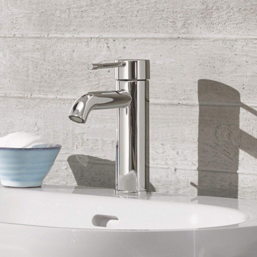 Смеситель для раковины GROHE Essence 23590001 однорычажный хром